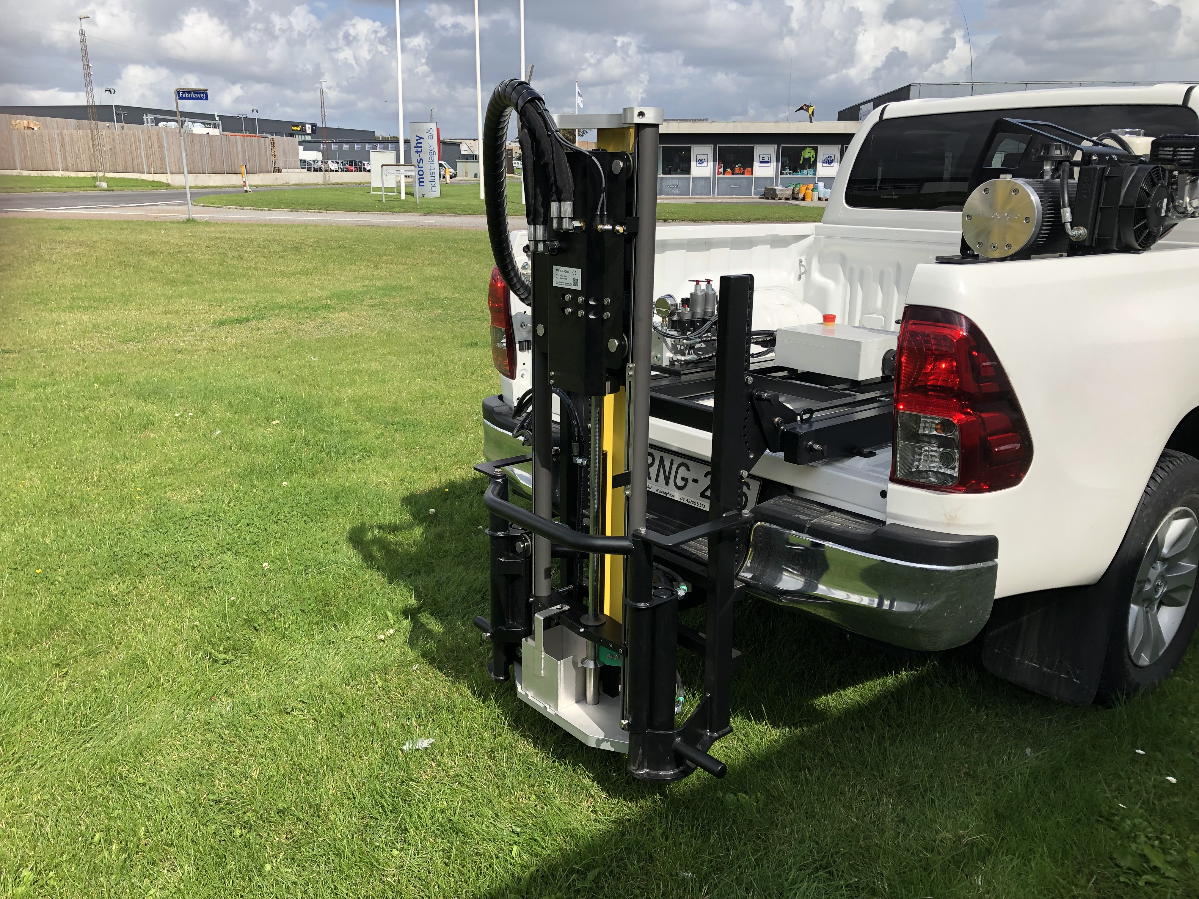 20190820 Hilux pick-up, UD6.JPG